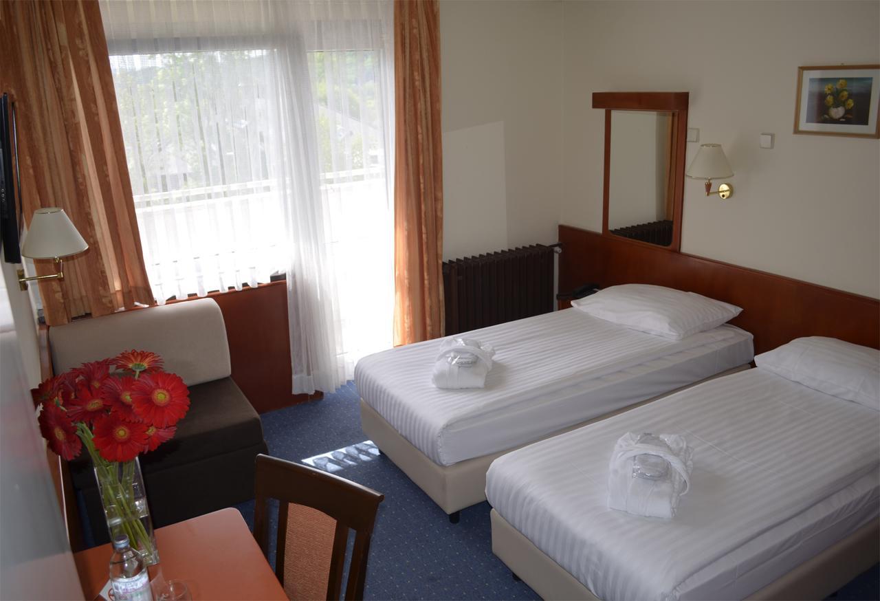 Toplice Hotel 크레핀스키타플리스 외부 사진